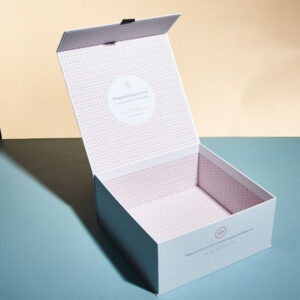 Magnetic Closure Boxes